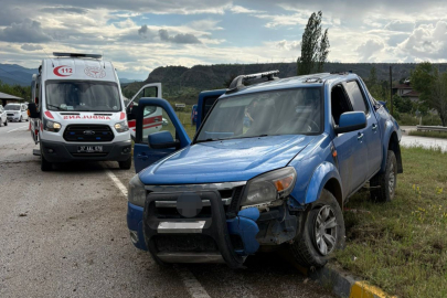 Kastamonu’da yoldan çıkan kamyonet takla attı: 4 yaralı