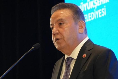 Muhittin Böcek’e bir dosyadan ev hapsi kararı