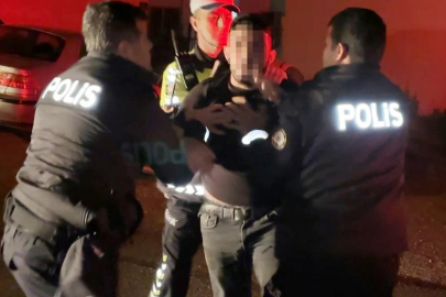 Trafikte ceza sonrası kaçış! Polise yalvardı, küfredip...