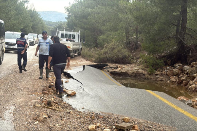 Bodrum'da içme suyu isale hattı patladı