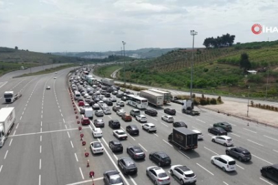 Bursa’da bayram trafiği başladı! İstanbul-İzmir otoyolunda yoğunluk...