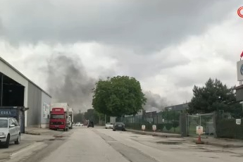 Bursa'da sunta fabrikasında korkutan yangın