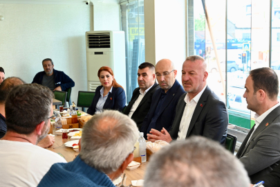 Bursa Karacabey'de Başkan Karabatı esnafın nabzını sahada tutuyor