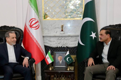 İran Dışişleri Bakanı Erakçi ile Pakistan Genelkurmay Başkanı Munir Tahran'da görüştü