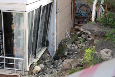 Amasya'da duvar yıkıldı, gürültüyü duyanlar deprem sandı