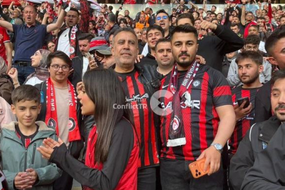 Geçtiğimiz günlerde hastaneye kaldırılan Haluk Levent Çorum FK maçında ortaya çıktı