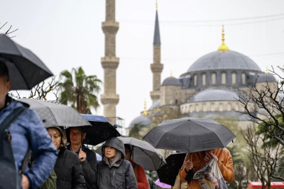 Türkiye yoğun sağanak yağış altında: Ani su baskınlarına dikkat