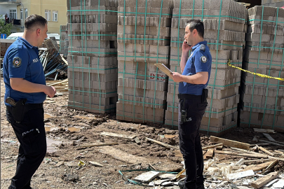 Aksaray'da korkuluk demiri üzerine düşen işçi ağır yaralandı
