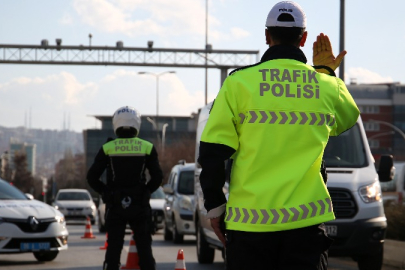 Bursa’da bayram trafiğine sıkı tedbir! O araçlara geçiş yasağı geldi...