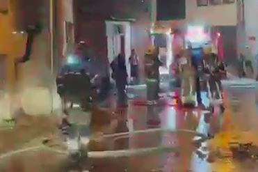 Bursa’da gece yangını mahalleyi ayağa kaldırdı! Ev kullanılamaz hale geldi...