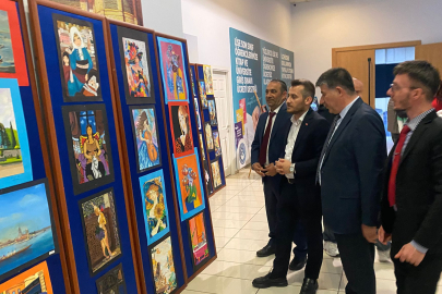 Bursa'da lise öğrencileri, "Kültür gecesi" etkinliği düzenledi