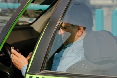 İran'da uluslararası internet erişimi aylar sonra aşamalı olarak yeniden sağlandı
