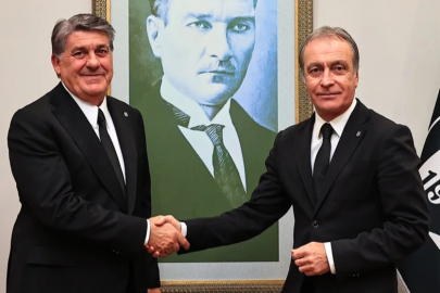 Önder Özen sadece 7 futbolcuya "Kal" dedi, tam 11 isim takımdan ayrılıyor