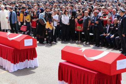 Türk bayrağıyla geldiği şehit cenazesinde hayatını kaybetti!