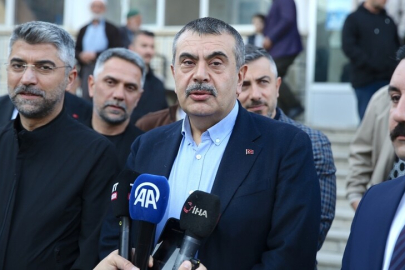 Bakan Tekin: Çocuklarımızın milli ve manevi hasletlerimize sahip çıkacak şekilde yetişmesi için çaba sarf ediyoruz