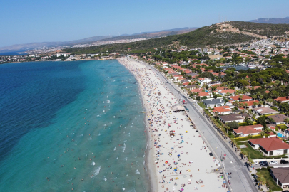 Çeşme ve Alaçatı'da bayram bereketi: 9 günlük tatil turizmcilere umut oldu