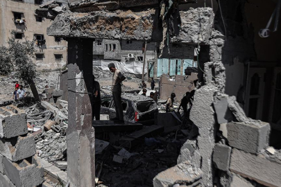 İsrail Gazze'de bir binayı vurdu: 4 ölü, 15 yaralı