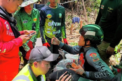 Laos’ta sel mağarayı kapattı