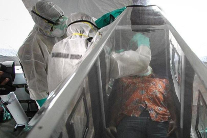 Uganda, ebola salgını nedeniyle Kongo Demokratik Cumhuriyeti sınırını kapattı!