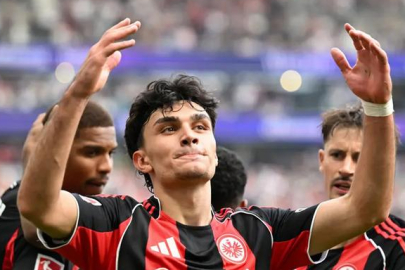 Galatasaray'da 10 numara harekatı! Silva el yaktı, rota Can Uzun