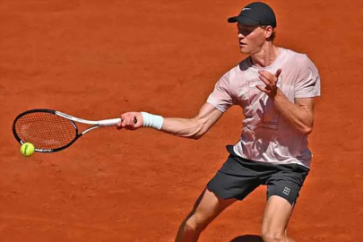 Jannik Sinner, Roland Garros'a ikinci turda veda etti