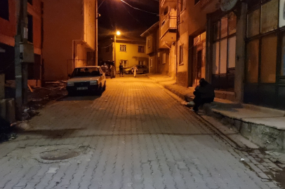 Kütahya Domaniç'te gece yarısı peş peşe iki deprem meydana geldi
