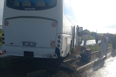Aksaray'da tur otobüsü kaza yaptı: Çok sayıda yaralı var
