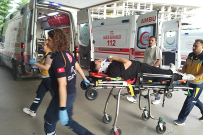 Bursa'da otomobil ile motosikletin çarpıştı: 1 yaralı