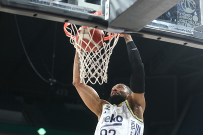 Fenerbahçe yarı finalde
