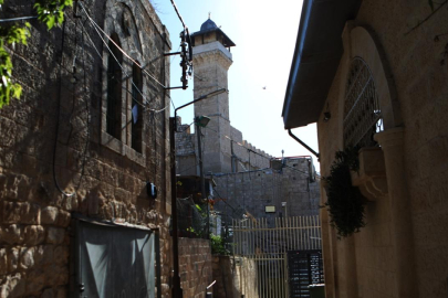 İşgalci İsrail, Kurban Bayramı'nın 3. gününde Harem-i İbrahim Camisi'ni kapattı