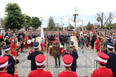 İstanbul'da fetih ruhu coşkuyla yaşatılıyor
