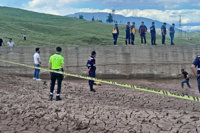 Serinlemek için gölete giren 2 çocuk boğuldu