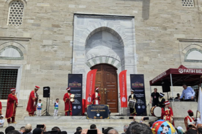 İstanbul'un Fethine 1453 hatimle manevi selam
