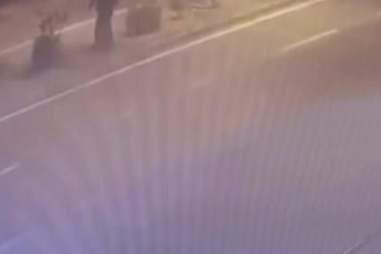 Muğla Bodrum'da motorize sağlık ekibine otomobil çarptı: 2 yaralı