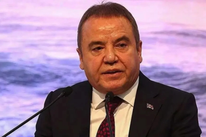 Muhittin Böcek hastaneye kaldırıldı