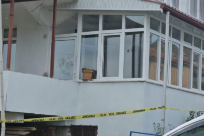 28 yaşındaki genç evinde ölü bulundu, kız arkadaşı gözaltında