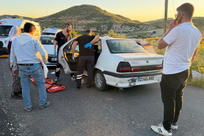 Batman Gercüş'te otomobiller çarpıştı: 12 yaralı