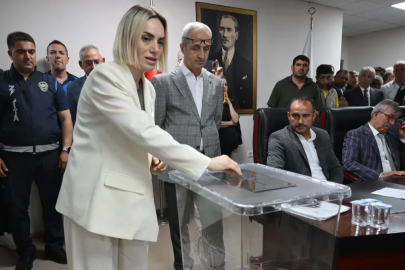 Akçakoca'da belediye CHP'den AK Parti'ye geçti: Seçim sonrası kavga çıktı