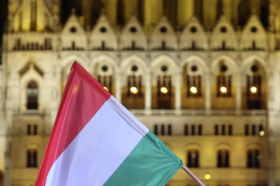Macaristan’da hükümet ile cumhurbaşkanı karşı karşıya