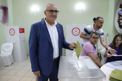 Sosyal medyadan duyurdu: CHP'de kurultay için Bursa'dan ilk imza geldi!