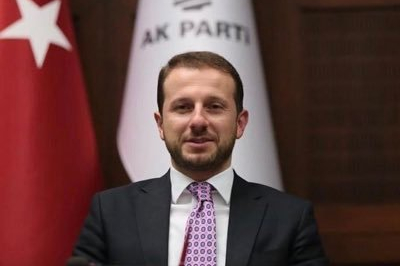 AK Parti Bursa Milletvekili Ahmet Kılıç'tan Bursaspor'a forma ve premium üyelik desteği