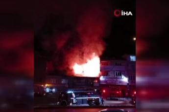 Bursa’da korkutan yangın! Yatalak hasta son anda kurtarıldı...