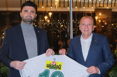 Bursaspor Başkanı Enes Çelik'ten Özer Matlı'ya teşekkür