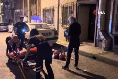 Bursa'da psikolojik sorunları olan adam hem kendini hem annesini bıçakladı