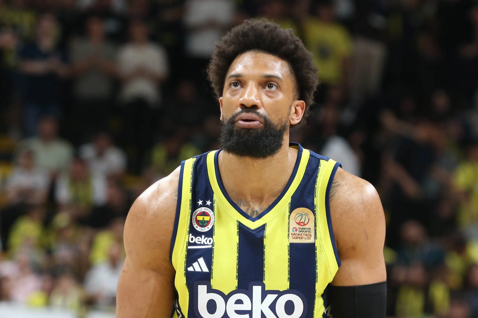 Fenerbahçe seride 2-0 öne geçti
