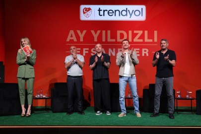 'Ay Yıldızlı Efsaneler' Bursa'da sporseverlerle bir araya geldi