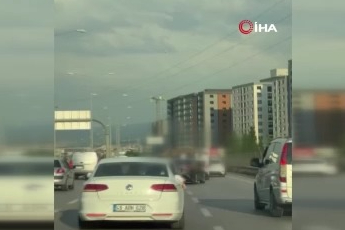 Bursa'da düğün konvoyunda tehlikeli yolculuk!