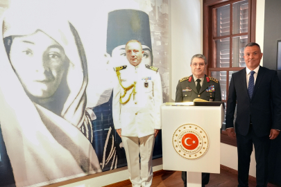 Genelkurmay Başkanı Bayraktaroğlu, Atatürk’ün doğduğu evi ziyaret etti