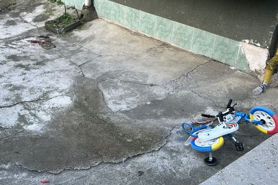 Samsun'da 5. kattan düşen 1,5 yaşındaki çocuk hayatını kaybetti