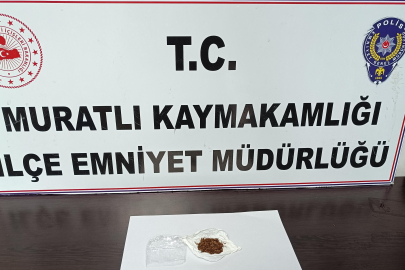 Tekirdağ Muratlı'da ruhsatsız av tüfeği ve uyuşturucu ele geçirildi